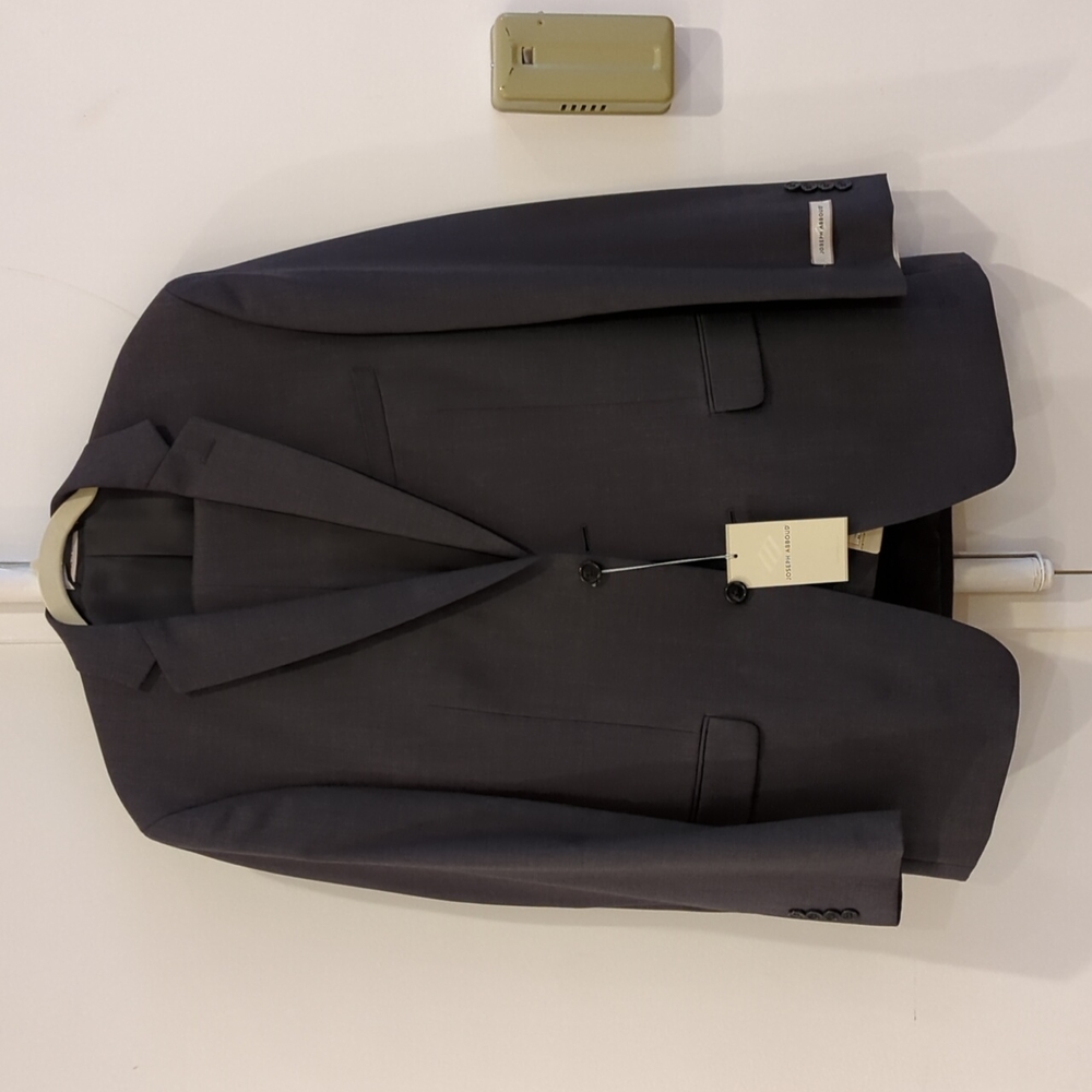 NWT Joseph Abboud two piece gray wool suit